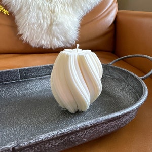 Swirl Pillar Decor Candle | Organic Soy | Minimalist and Aesthetic Modern Candle