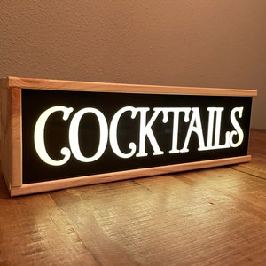 Cocktails lightbox - cocktails sign - bar decoration - lighted sign cocktails - retro sign