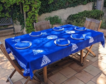 Vintage Japanese tie and dye tablecloth with napkins