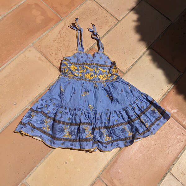 Robe bleue provençale vintage de petite fille