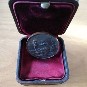 Old bronze table piece/medal d&#39;il Gayrard 29 September 1820, birth Henry IV. Archangel Michel and woman giving birth