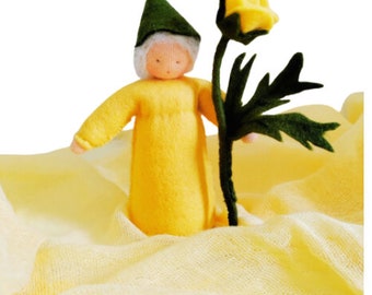 Seasonal table - buttercup - felt figure - sustainable summer decoration - free school - anthroposophical felt doll