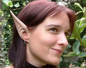 Longues oreilles elfiques en latex de qualité supérieure par Elena Vanin (anciennement Neraluna)