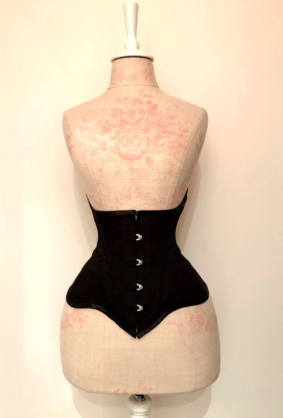 Underbust Corset With Stitch Detail Hip Gussets 