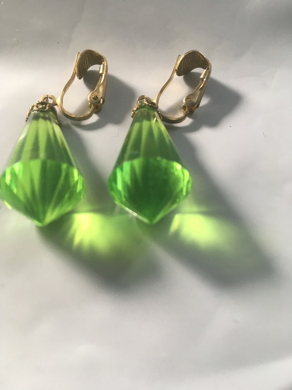 Earrings, Vintage Green crystal, clip on earrings,