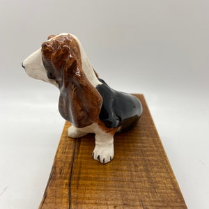 Basset Hound Dog porcelain or ceramic figure marked Jane Collection CA 9 image 2