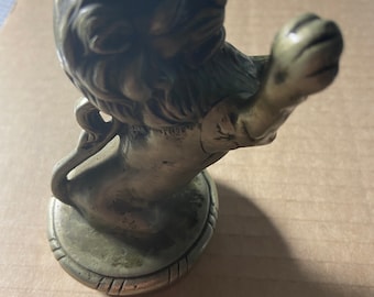 Adorno de capó, Franklin Racing Lion de la década de 1920, adorno de rejilla