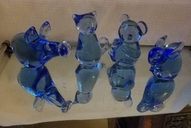 Creative Fine Art Gallery Blue glass, five, Aardvark, Rabbit, Bear & Cat, Elephant Glass Figurines, Excellent condition, vintage image 6