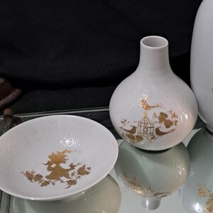 #etsy shop:Rosenthal Germany,Bjorn Wiinblad vases https://etsy.me/3R40DIL #primavera #quatrecouleurs #studioline #germany #rosenthal #bonechina #porcelain #goldpainting #bjornwiinblad dwedgecreations.etsy.com #goldbirds #goldfans #rosenthalvase #orientaldancing #art