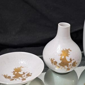 #etsy shop:Rosenthal Germany,Bjorn Wiinblad vases https://etsy.me/3R40DIL #primavera #quatrecouleurs #studioline #germany #rosenthal #bonechina #porcelain #goldpainting #bjornwiinblad dwedgecreations.etsy.com #goldbirds #goldfans #rosenthalvase #orientaldancing #art