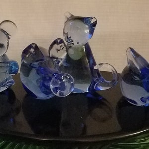 Creative Fine Art Gallery Blue glass, five, Aardvark, Rabbit, Bear & Cat, Elephant Glass Figurines, Excellent condition, vintage image 5