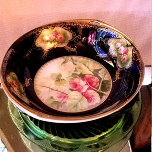 Rosenthal Bavaria Hand Painted cobalt blue bowl, Pink & white roses with leaves, gold detailing, serving bowl w/ handles, Vintage