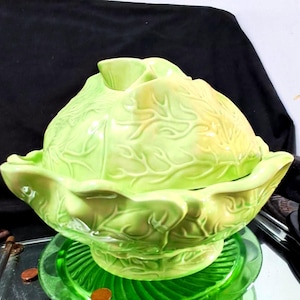 Cabbage ceramic large, Holland Mold, Handmade Ceramic serving dish with lid, Holland Mold 2 piece, bright light green vintage