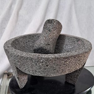 Mortar Pestle, Spanish is a Molcajete, Mexican volcanic stone for Grinding Spices Herbs & Medications, Natural Way, vintage ware, very cool