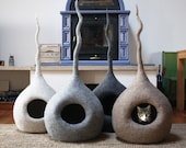Cat Cave Bed, Cat Cave Felt Wool, Cat Lover Gift, Modern cat bed, Cat Cave for Large Cats, Cat Beds Wool. Handmade in Italy