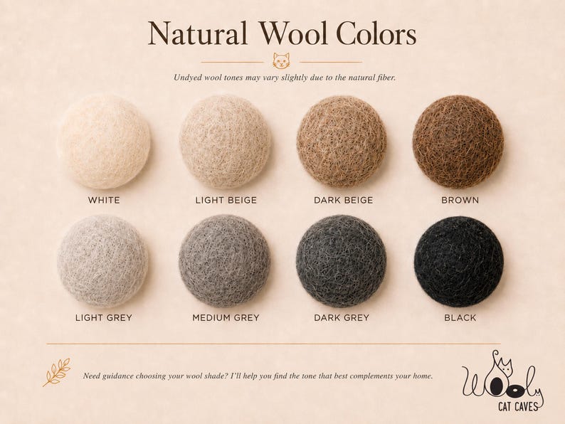 K&ouml;nnte beinhalten: Ein Bild mit acht Naturwollfarben: Wei&szlig;, Hellbeige, Dunkelbeige, Braun, Hellgrau, Mittelgrau, Dunkelgrau und Schwarz. Der Text "Natural Wool Colors" steht oben, mit dem Markennamen "Wooly Cat Caves" unten.