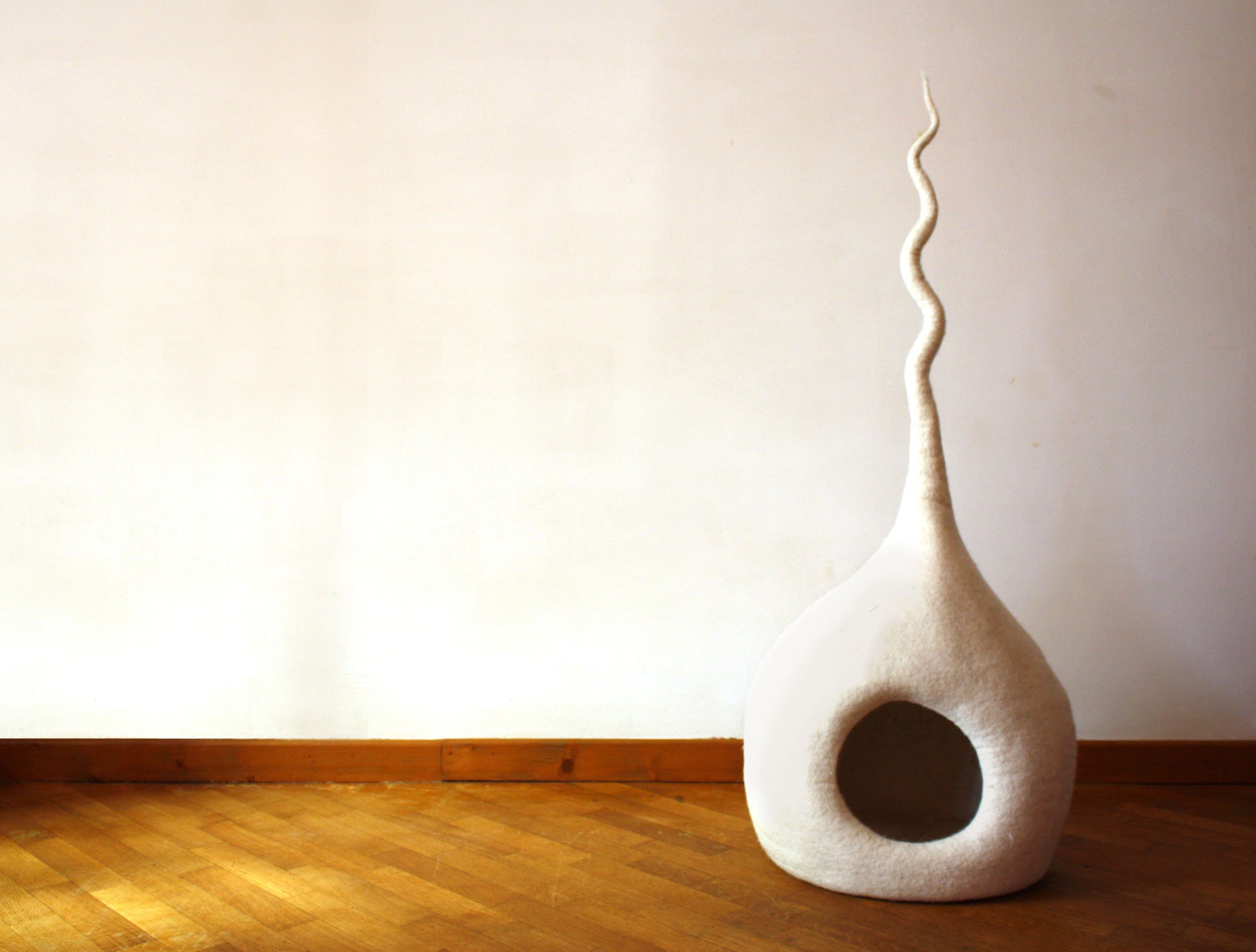 Cat Cave Felted Natural White, Bed, Wool 100%, Bed Felt, Lover Gift, Felt Pet Bed, Cat Furniture.handmade in Italy