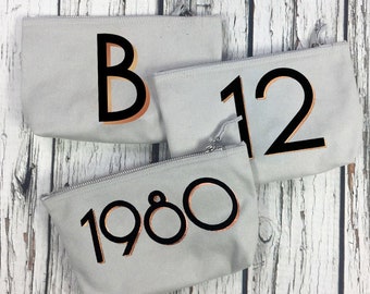Buchstaben Federmäppchen, personalisierte Tasche, erste Schminktasche, Alphabet Kosmetiktasche, kundenspezifische Braut, Lehrer Geschenk