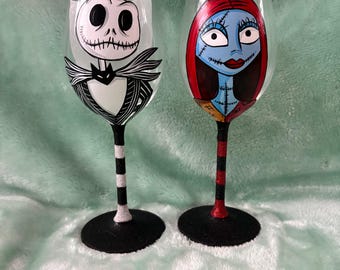 Taça de vinho pintada à mão pela NBC