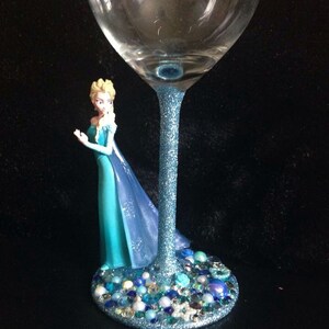 Elsa character glass