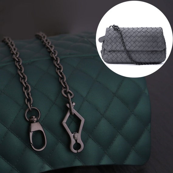 black purse with chain strap