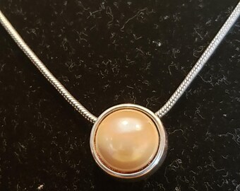 Bezel Set Pearl Silver Fahion Necklace