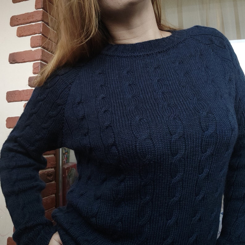Women's Blue Textured Knit Pullover Sweater