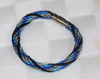 Kumihimo Bracelet, Shades of Blue Kumihimo Bracelet, Kumihimo Friendship Bracelet, Braided Kumihimo Bracelet, Swirl Pattern Bracelet