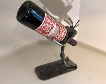 wine bottle holder/ wine holder/recycled metal art/unique wine rack