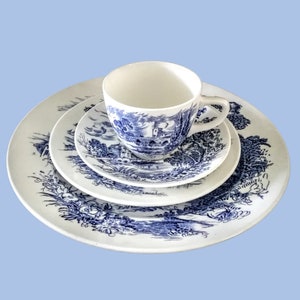 Wedgewood Dish Set ~ Countryside Pattern ~ Made in England ~ Four Piece Set