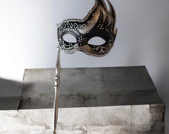 Venetian Style Handheld Masquerade/Mardi Gras Mask with Removable Stick