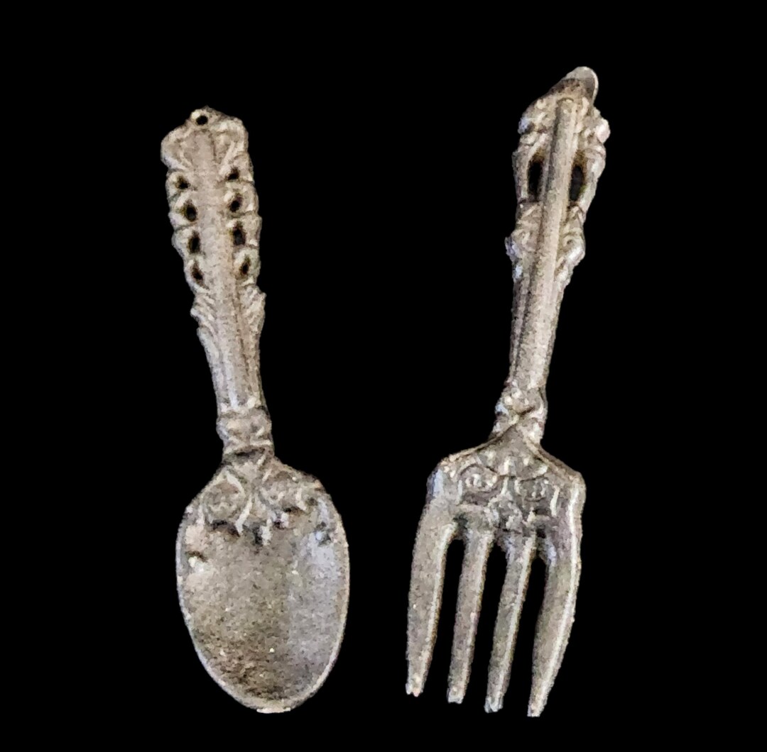 Large Decorative Metal Fork and Spoon Set Wall Hanging 11 Inch Etsy