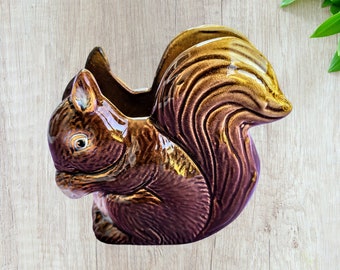 Squirrel Napkin Holder