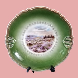 Collectible Antique Victorian 10&quot; Plate with Gold Trim
