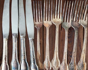 Vintage Oneida Silver-plated Flatware ~ Set of 42 pieces