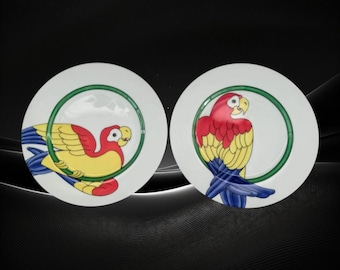 Fitz and Floyd Parrot-in-Ring Plates ~ Bird Wall Art Decor ~ Set of 2