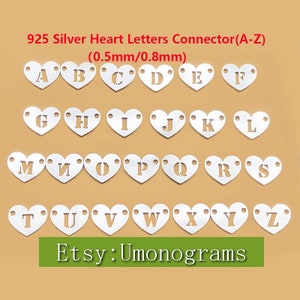 Conector de letras en forma de corazón de plata de ley 925 (A-Z) con 2 orificios de 0,5/0,8 mm de grosor, 26 letras talladas a mano, fabricado en EE. UU., joyería permanente al por mayor