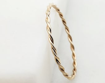 14k Solid Gold Twist Ring, 1.7mm  Yellow Gold Twist Rope Ring, Gold Braided Ring, Dainty Stacking Ring, Delicate Everyday Ring