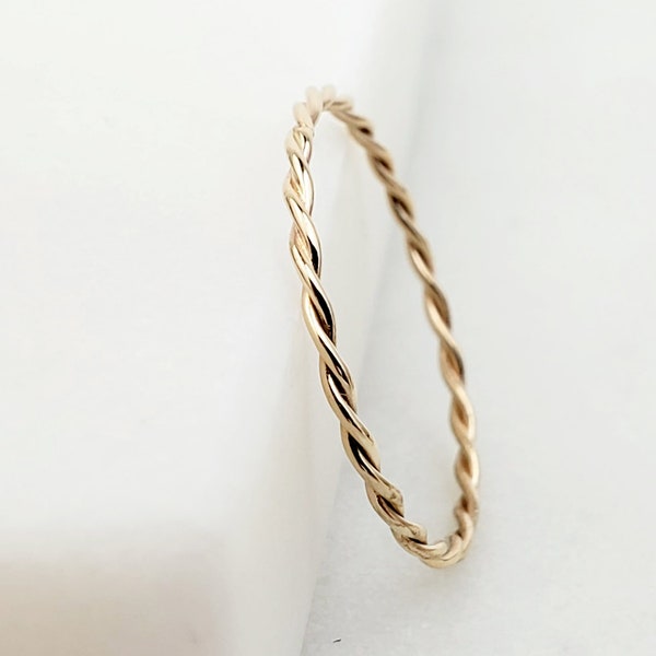 10k Solid Gold Twist Ring, 10k Yellow Gold Twist Rope Ring, Gold Braided Ring, Dainty Stacking Ring, Minimalist Everyday Ring
