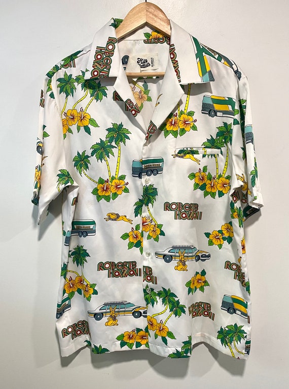 Vintage Hilo Hattie Roberts Hawaiian Tourism Butto