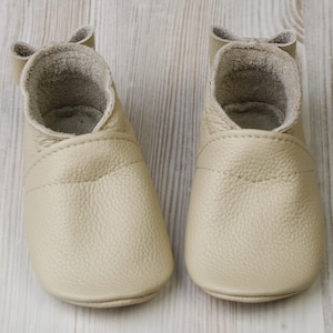 Ivory Baby Shoes, Soft Sole Baby Shoes, Leather Baby Shoes, Baby Moccasins, Toddler Shoes, Infant Shoes, Newborn Slippers/Booties, Girl, Bow