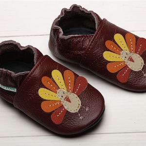 Maroon / Burgundy Baby Shoes Leather, Infant / Toddler Shoes, Soft Sole Baby Booties/ Moccasins, Girl, Boy, Peacock Baby, Turkey Baby Gifts