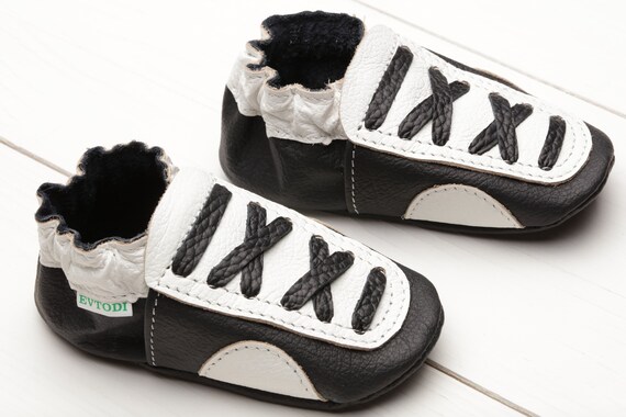 Black and white baby shoes discount