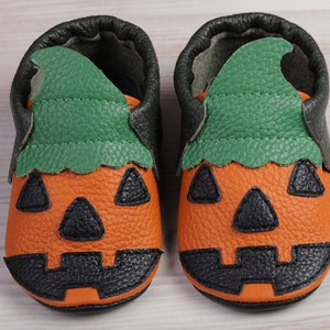 Pumpkin/Jack o Lantern, Baby Shoes, Halloween Baby Shoes, Baby Moccasins/Booties, Leather Soft Sole Toddler Shoes, Infant Shoes, Orange Gift