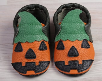 Pumpkin/Jack o Lantern, Baby Shoes, Halloween Baby Shoes, Baby Moccasins/Booties, Leather Soft Sole Toddler Shoes, Infant Shoes, Orange Gift