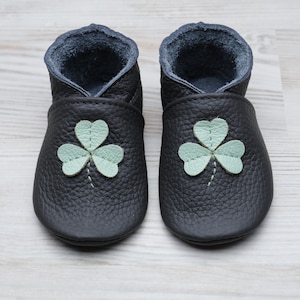 Dark Gray Leather Baby Shoes/Moccasins, Soft Sole Toddler Shoes, Infant Shoes, Shamrock Baby Shoes, Irish Baby Gifts, Patrick&#39;s Day Baby