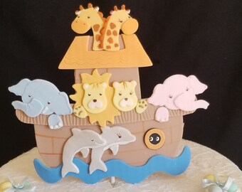 Noah's Ark First Birthday, Noahs Ark Baptism, Noah's Ark Cake Decor, Noah's Ark Party, Jungle Cake Decor, Noah's Ark Baptism, Animals Arks