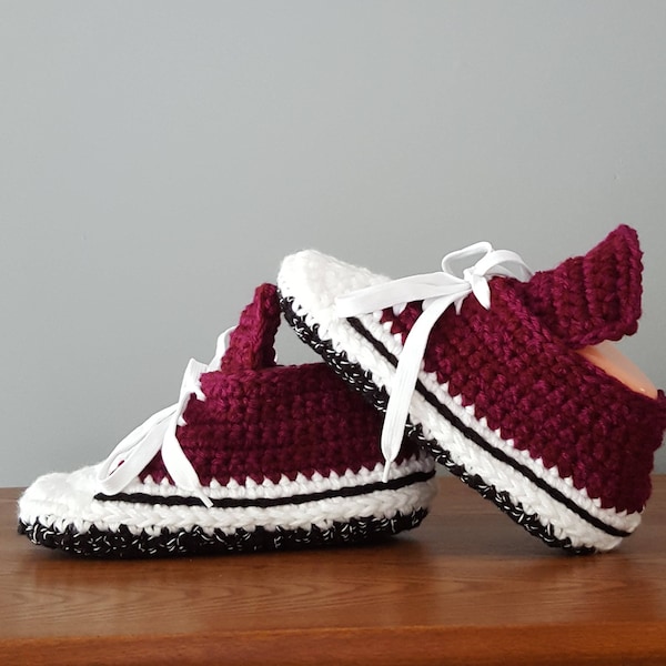 PATRON crochet bilingue en français et anglais, pantoufles style converse espadrille style converse pour enfants et adultes