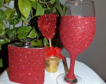 Red Glitter Wine Glass Set, Flask Set, Wine Glass Set, Red Flask, Diva Party Gift, Sorority Red, Diva Gift, Red Wine Set, Lady Night Gift,