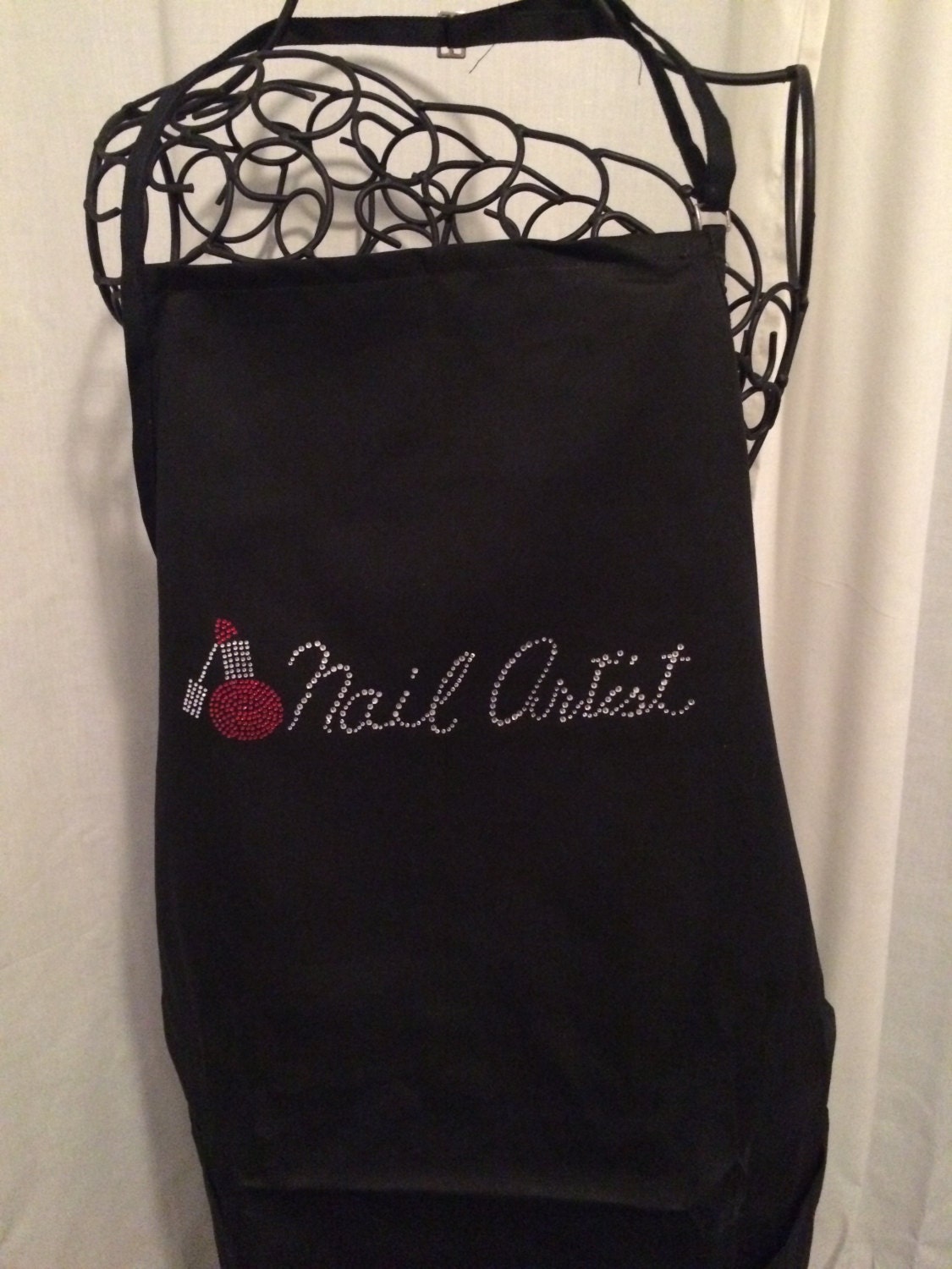 Professional Nail Artist Apron with Pouch Pockets